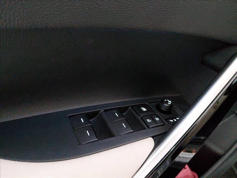  COROLLA CROSS  1.8 VVT-I Hybrid XRX 12