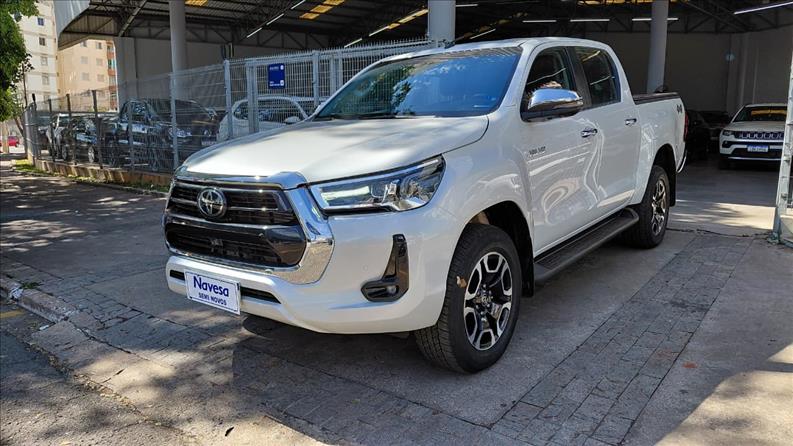  HILUX  2.8 D-4d Turbo CD SRX 4X4 0