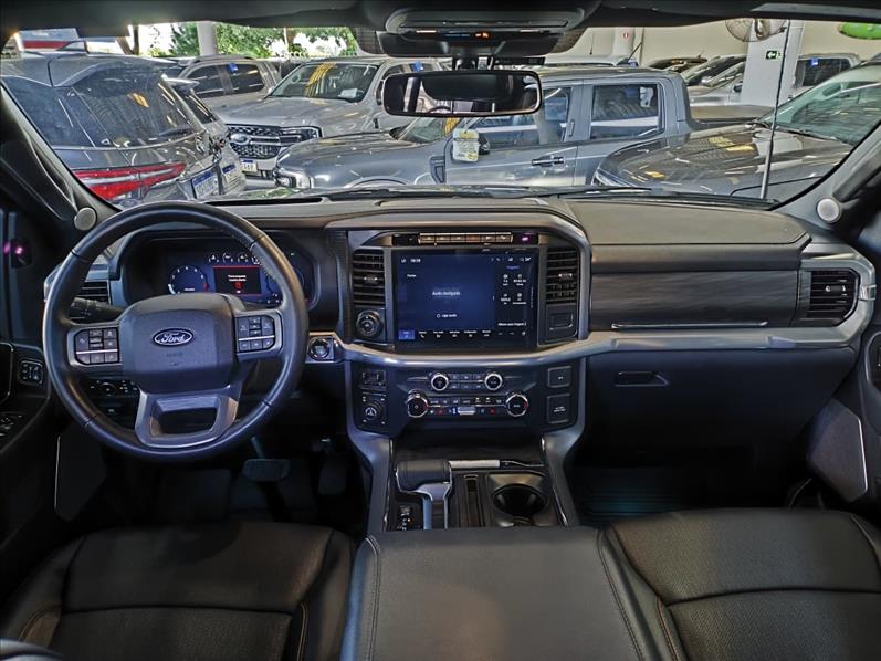  F-150  5.0 V8 CD Lariat FX4 6