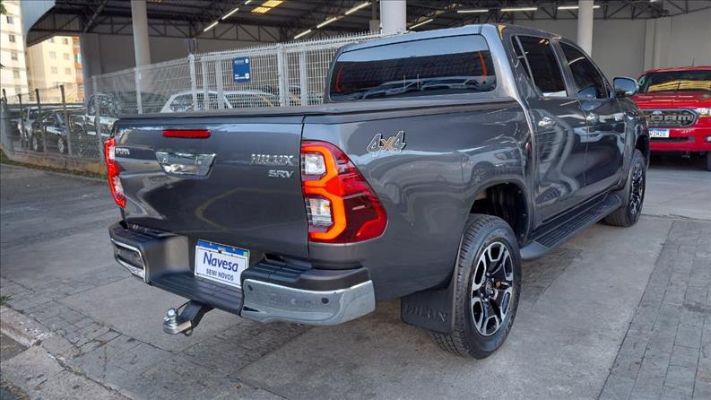  HILUX  2.8 D-4d Turbo CD SRV 4X4 2