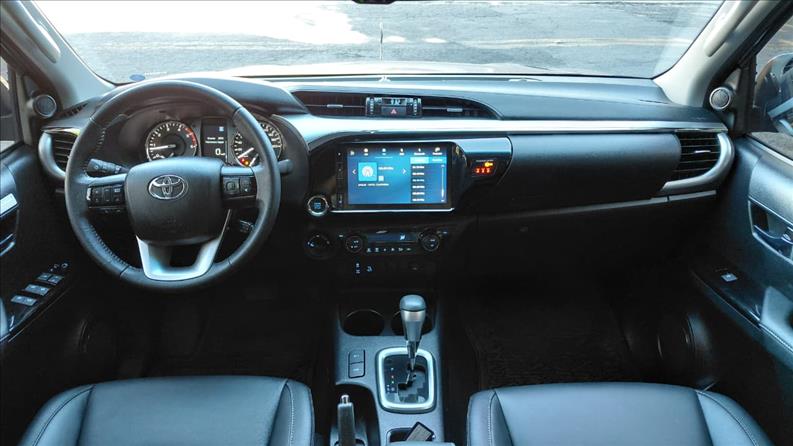  HILUX  2.8 D-4d Turbo CD SRV 4X4 8
