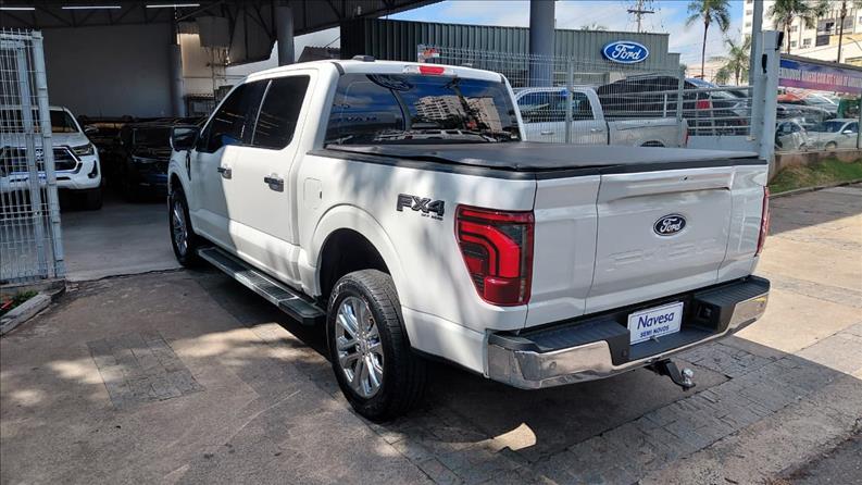  F-150  5.0 V8 CD Lariat FX4 2