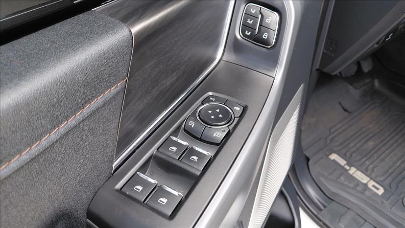  F-150  5.0 V8 CD Lariat FX4 13