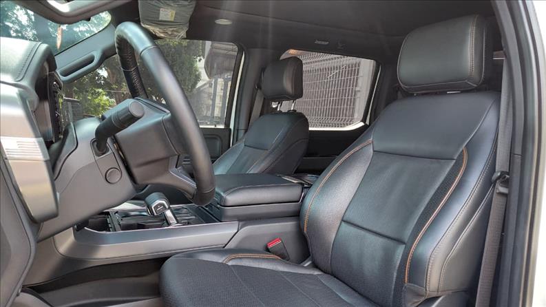  F-150  5.0 V8 CD Lariat FX4 4
