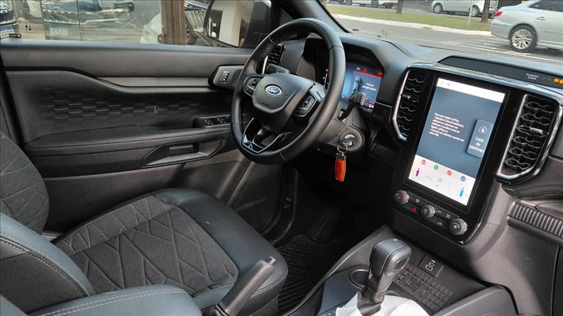  RANGER  2.0 Turbo CD Black 4X2 11