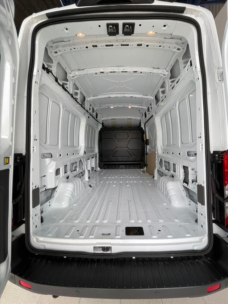  TRANSIT  2.0 Ecoblue Furgão L3h3 4