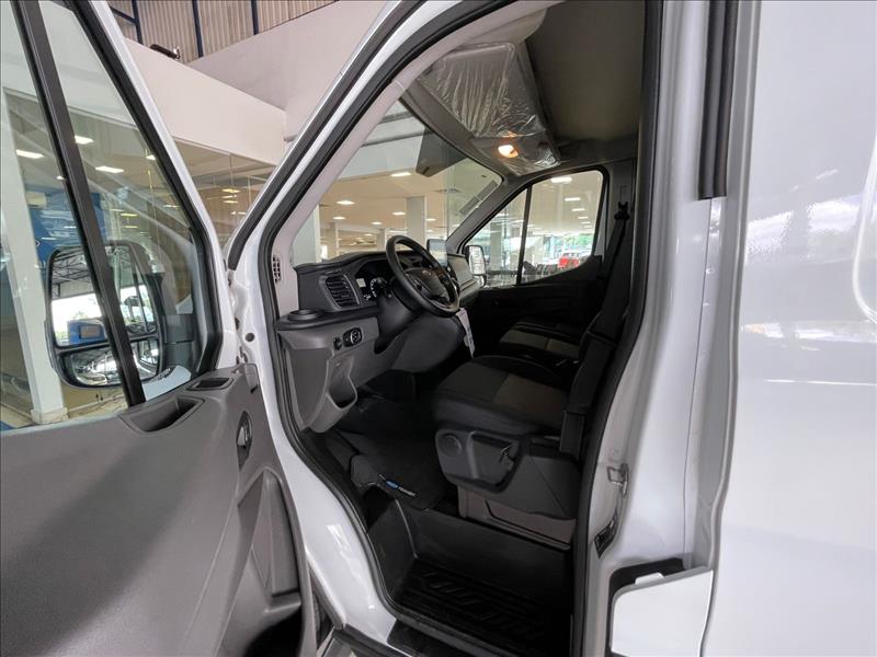  TRANSIT  2.0 Ecoblue Furgão L3h3 9