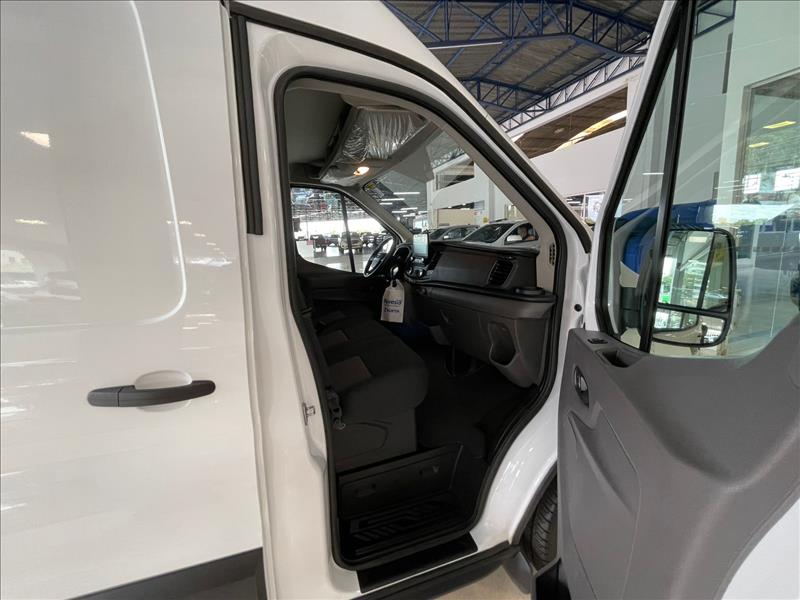  TRANSIT  2.0 Ecoblue Furgão L3h3 10