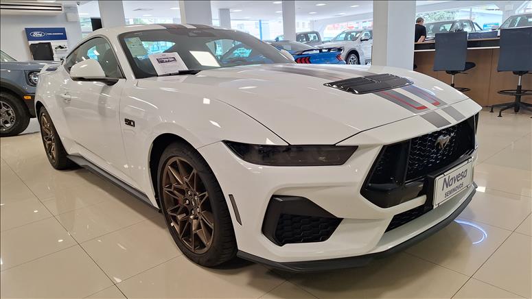  MUSTANG  5.0 V8 GT Performance 2