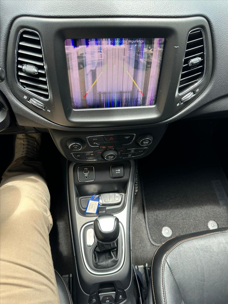  COMPASS  2.0 16V Longitude 11