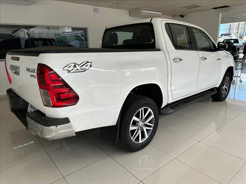  HILUX  2.8 SRX 4X4 CD 16V 6