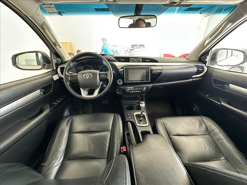  HILUX  2.8 SRX 4X4 CD 16V 9