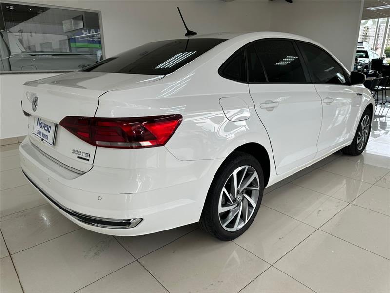  VIRTUS  1.0 200 TSI Highline 6