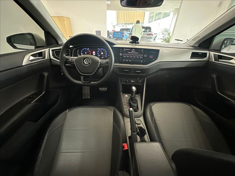  VIRTUS  1.0 200 TSI Highline 9