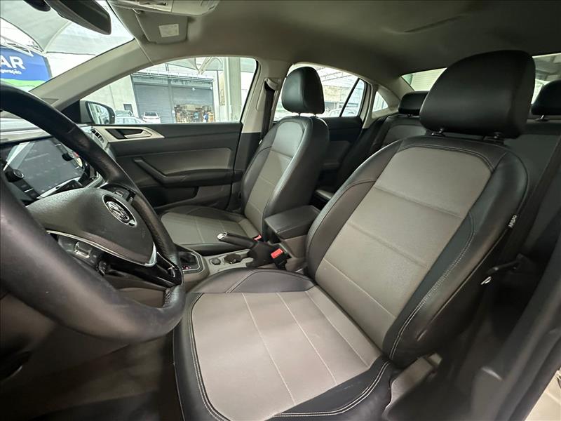  VIRTUS  1.0 200 TSI Highline 11