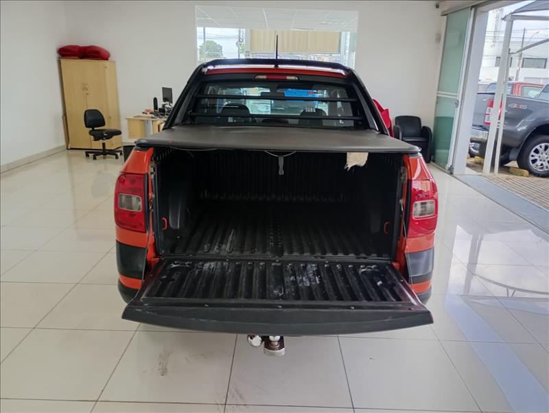 SAVEIRO  1.6 Cross CD 16V 9