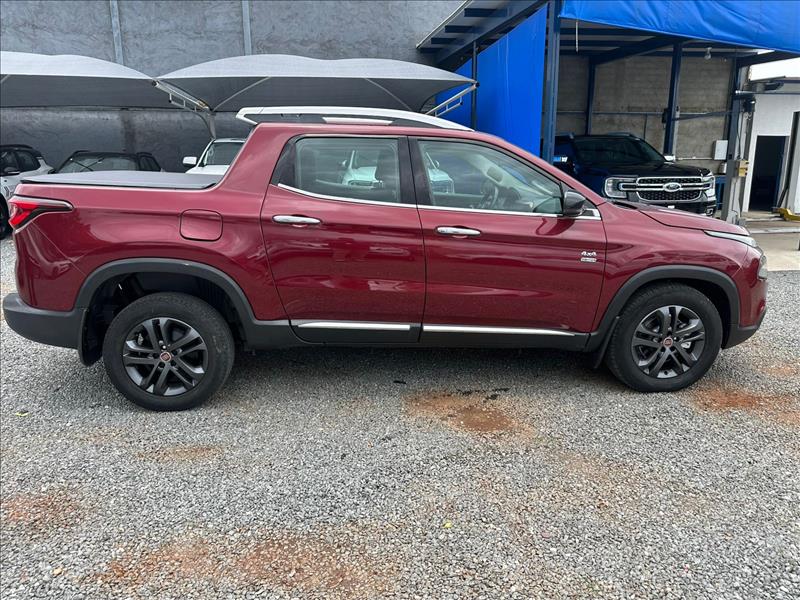  TORO  2.0 16V Turbo Volcano 4X4 7