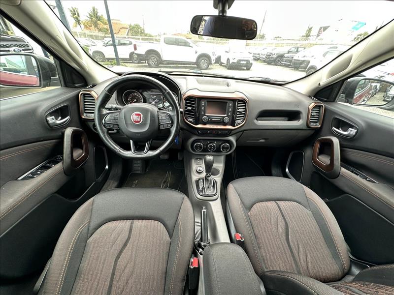  TORO  2.0 16V Turbo Volcano 4X4 9