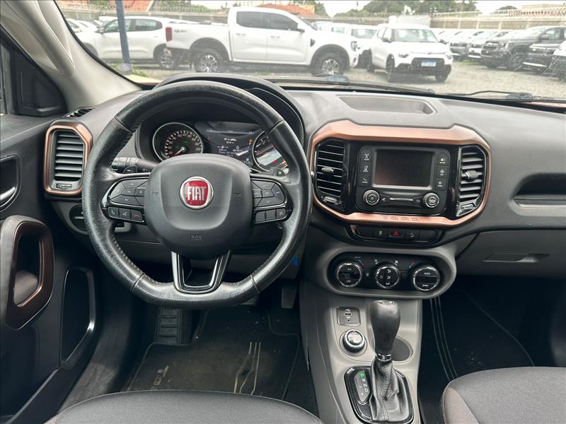  TORO  2.0 16V Turbo Volcano 4X4 10