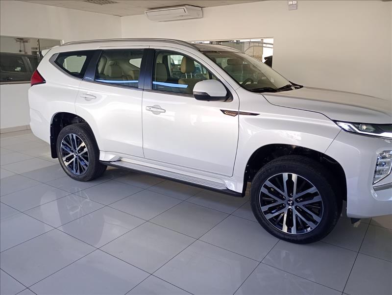  PAJERO SPORT  2.4 16V Mivec Turbo Legend AWD 5