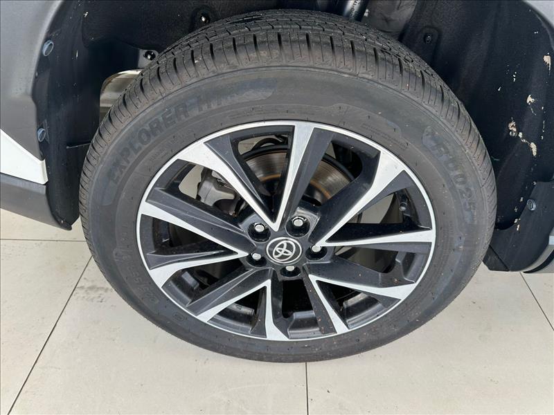  COROLLA CROSS  1.8 VVT-I Hybrid XRX 14