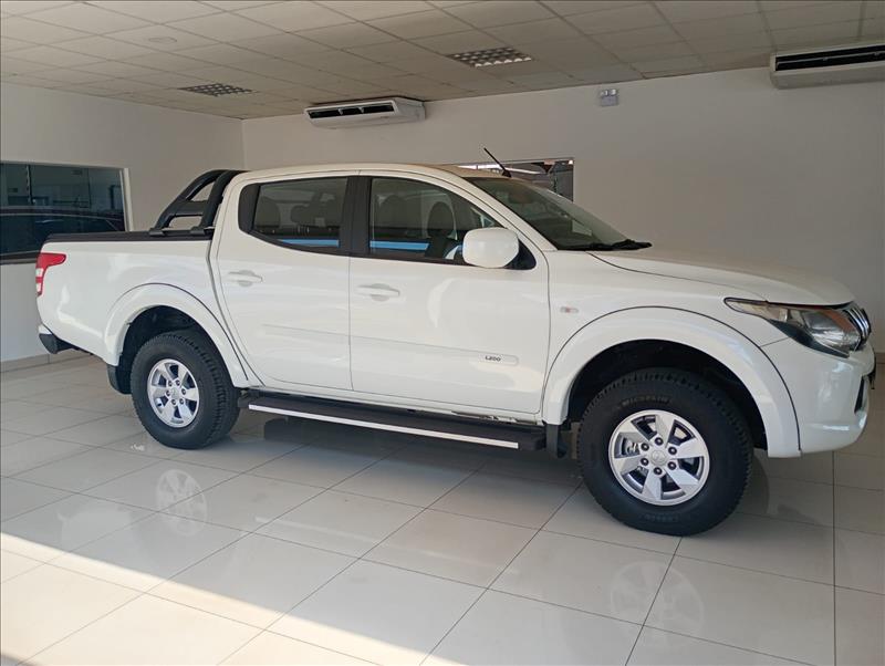  L200 TRITON  2.4 16V Turbo Sport GL CD 4X4 3