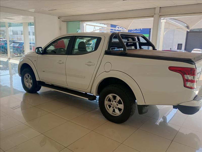  L200 TRITON  2.4 16V Turbo Sport GL CD 4X4 7