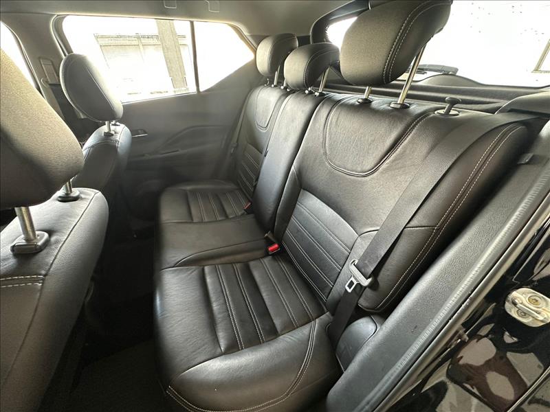  KICKS  1.6 16vstart Advance 7