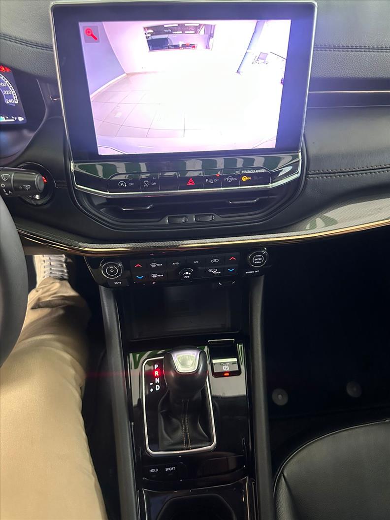  COMPASS  1.3 T270 Turbo Limited 11