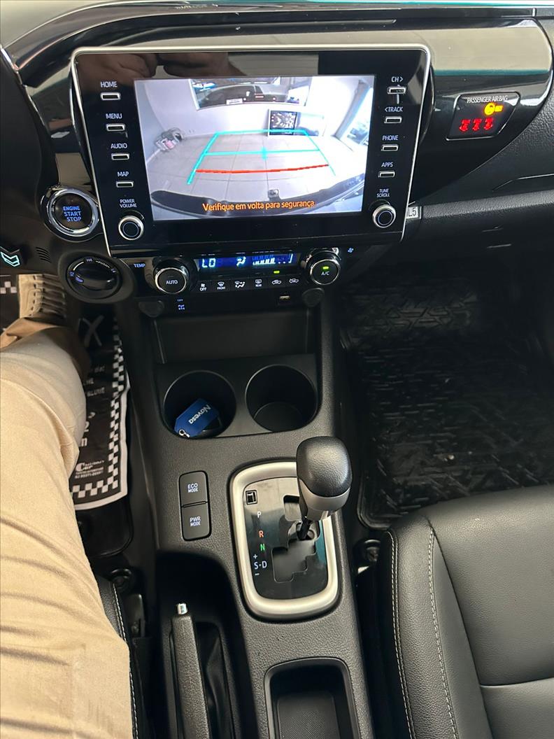  HILUX  2.7 VVT-I CD SRV 4X4 11