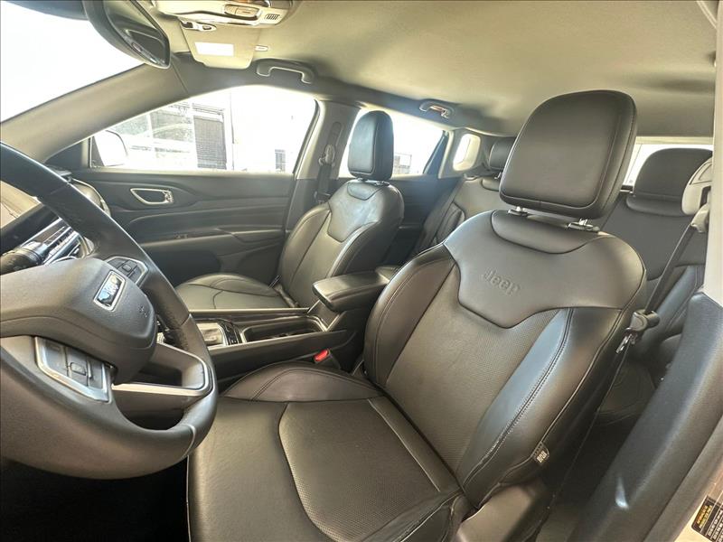  COMPASS  1.3 T270 Turbo Longitude 11