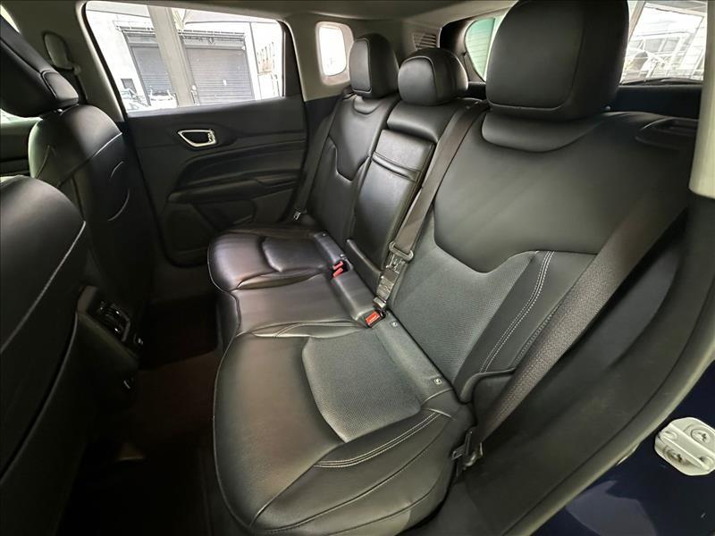  COMPASS  1.3 T270 Turbo Longitude 8