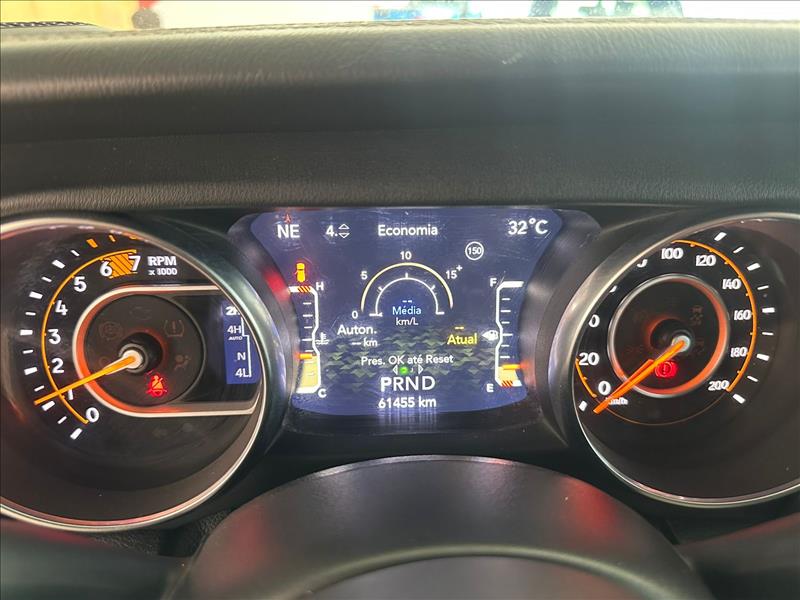  WRANGLER  2.0 Turbo Unlimited Overland 4X4 AT8 12