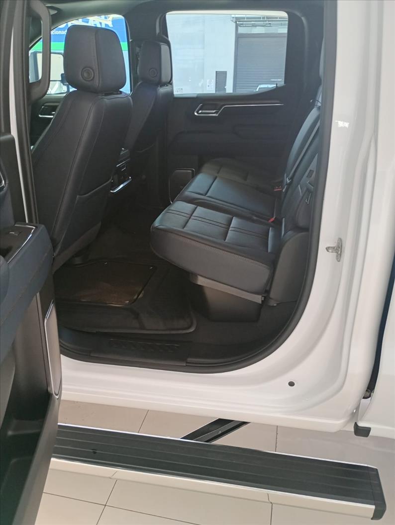  SILVERADO  5.3 V8 1500 High Country 4X4 10