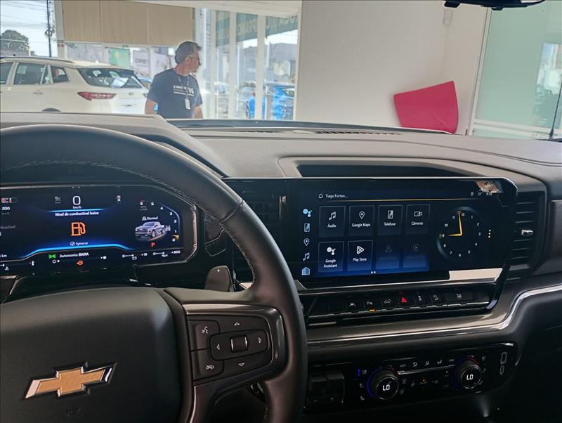  SILVERADO  5.3 V8 1500 High Country 4X4 12