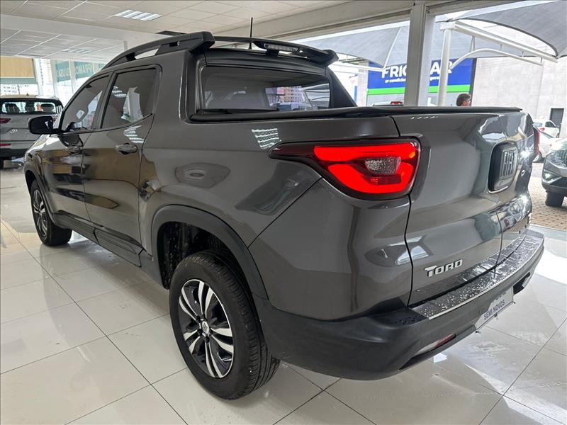  TORO  1.3 Turbo 270 Freedom 4