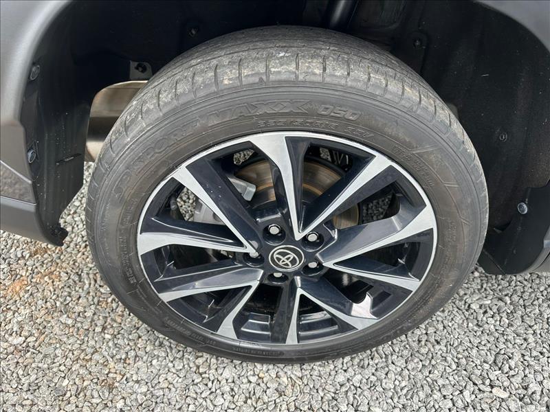  COROLLA CROSS  1.8 VVT-I Hybrid XRX 13