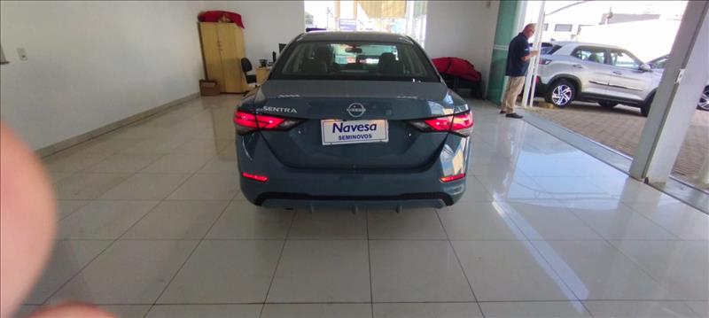  SENTRA  2.0 16V Advance 9
