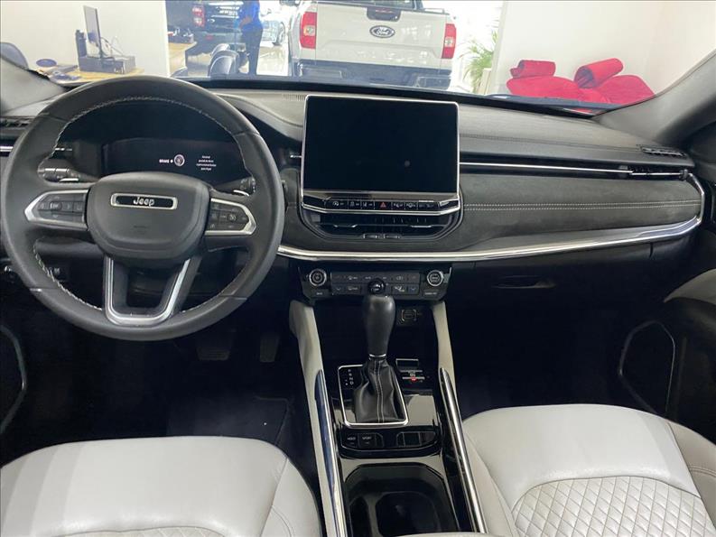  COMMANDER  1.3 T270 Turbo Limited 10