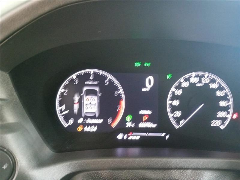  HR-V  1.5 DI I-vtec Turbo Touring 8