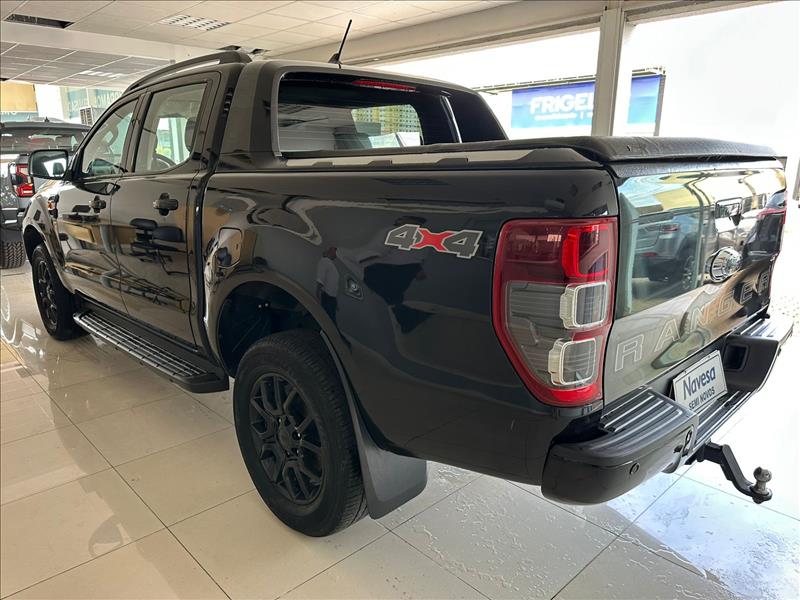  RANGER  2.2 Black 4X2 CD 16V 4