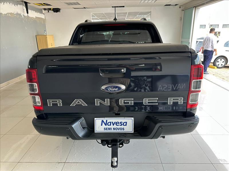  RANGER  2.2 Black 4X2 CD 16V 5