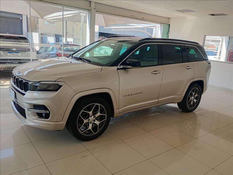  COMMANDER  1.3 T270 Turbo Overland 2