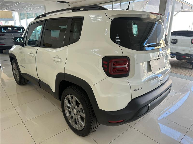  RENEGADE  1.3 T270 Turbo Longitude 4