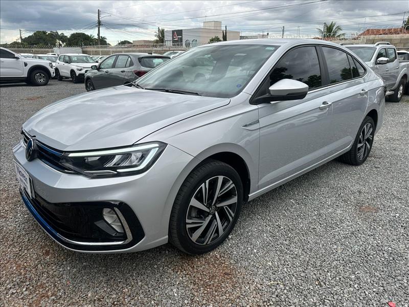  VIRTUS  1.0 200 TSI Highline 2