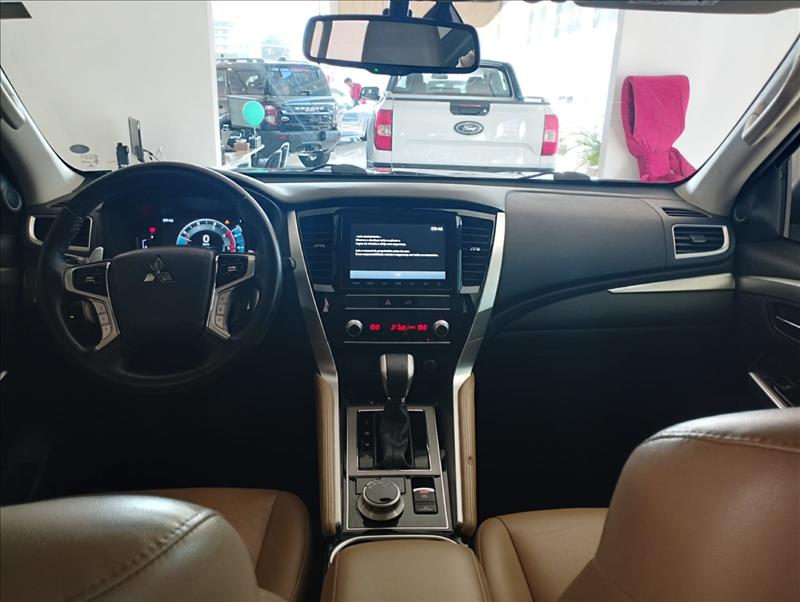  PAJERO SPORT  2.4 16V Mivec Turbo Hpe-s AWD 7