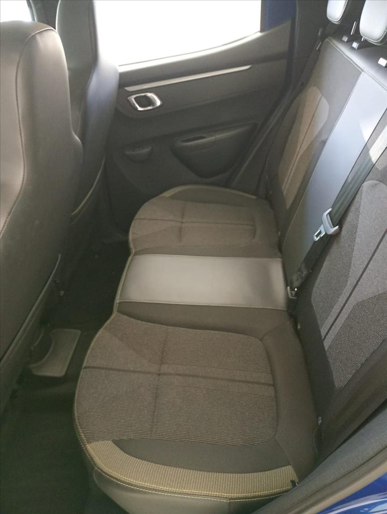  KWID  1.0 12V SCE Outsider 10