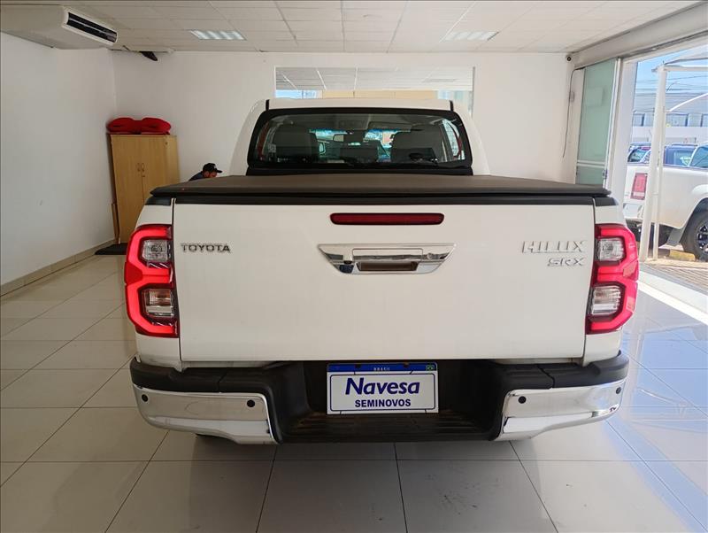  HILUX  2.8 D-4d Turbo CD SRX Limited 4X4 5
