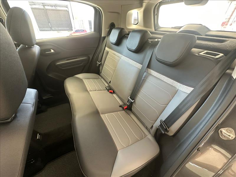  C3 AIRCROSS  1.0 Turbo 200 Shine 8