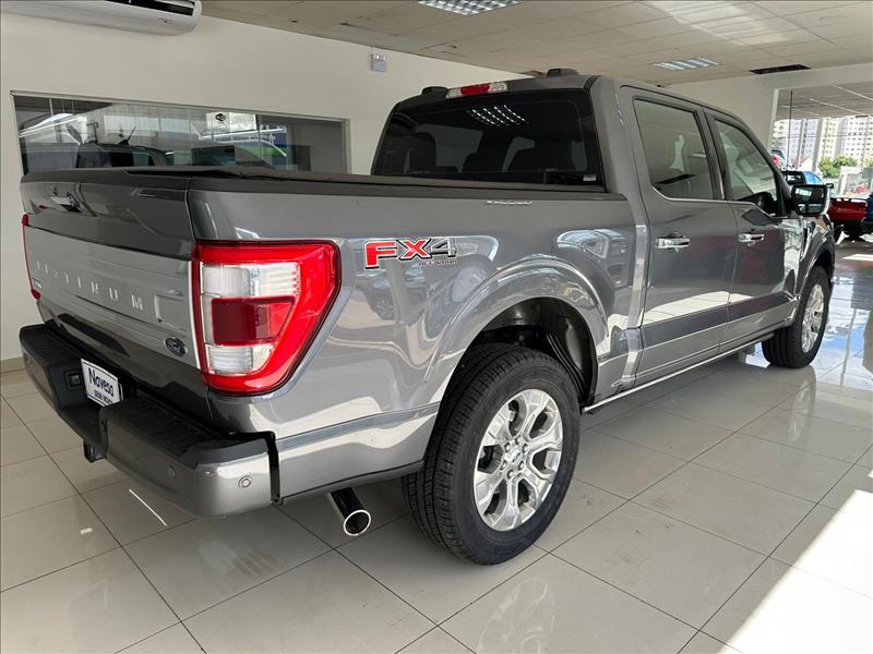  F-150  5.0 V8 CD Platinum FX4 6